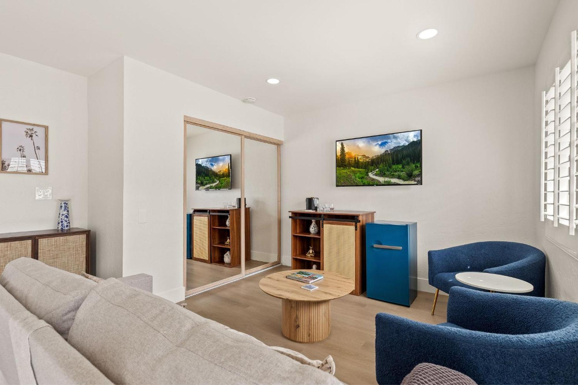 Casa Oliver Hotel & Resort - A Men'S Clothing Optional Resort In Palm Springs Exteriör bild
