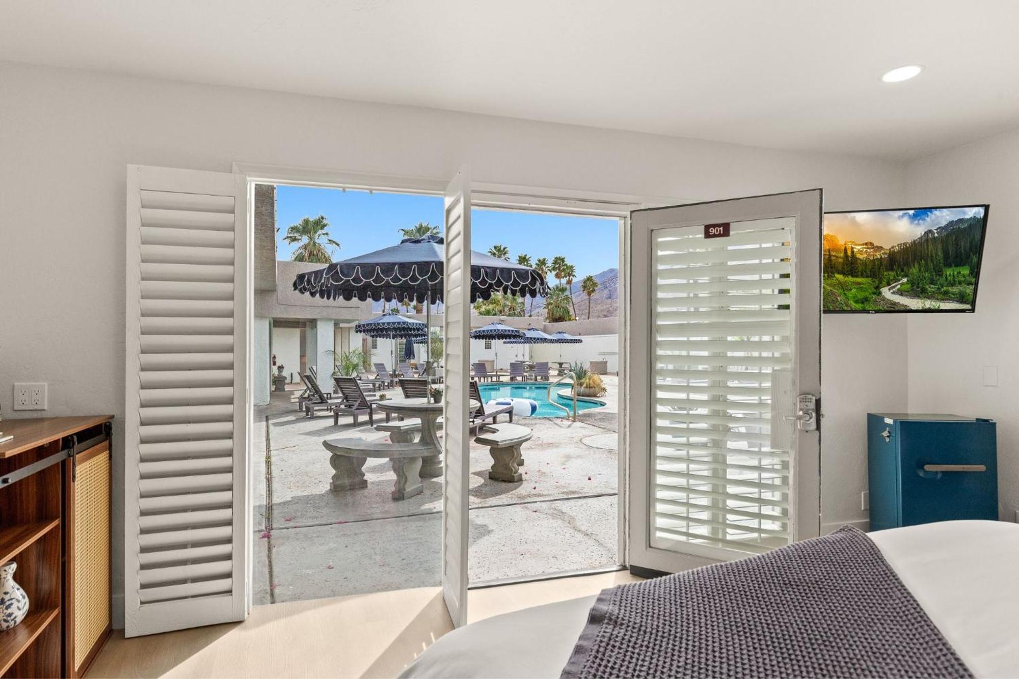 Casa Oliver Hotel & Resort - A Men'S Clothing Optional Resort In Palm Springs Exteriör bild