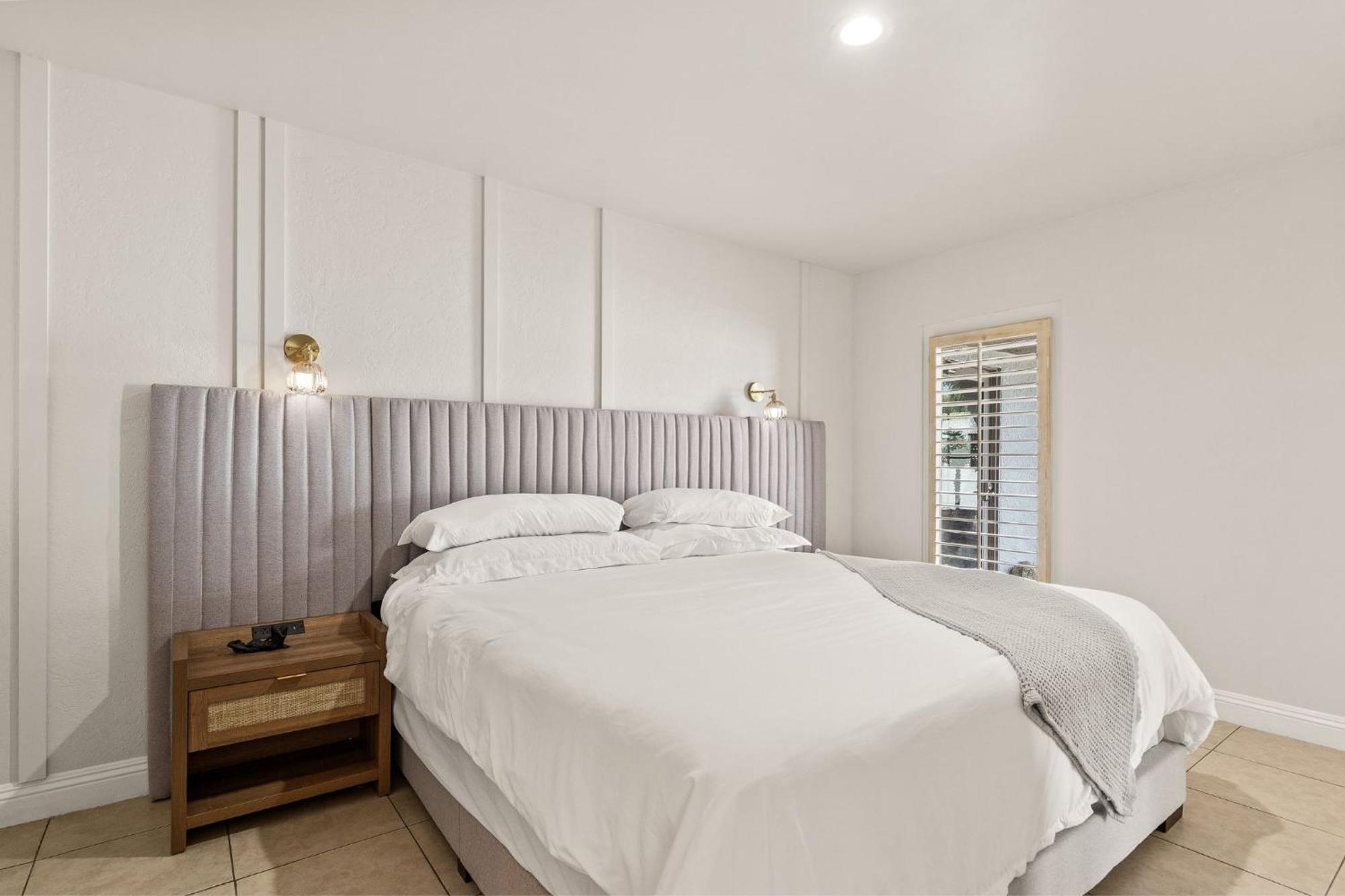Casa Oliver Hotel & Resort - A Men'S Clothing Optional Resort In Palm Springs Exteriör bild