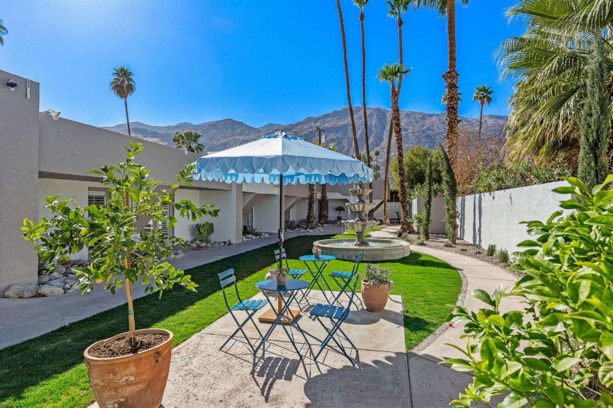 Casa Oliver Hotel & Resort - A Men'S Clothing Optional Resort In Palm Springs Exteriör bild